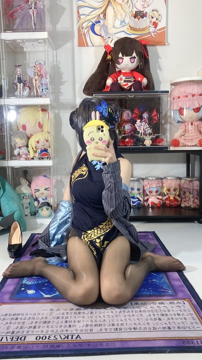 白栎Shirly - 蔚蓝档案 龙华妃咲.jpg 白栎Shirly - 蔚蓝档案 龙华妃咲.jpg